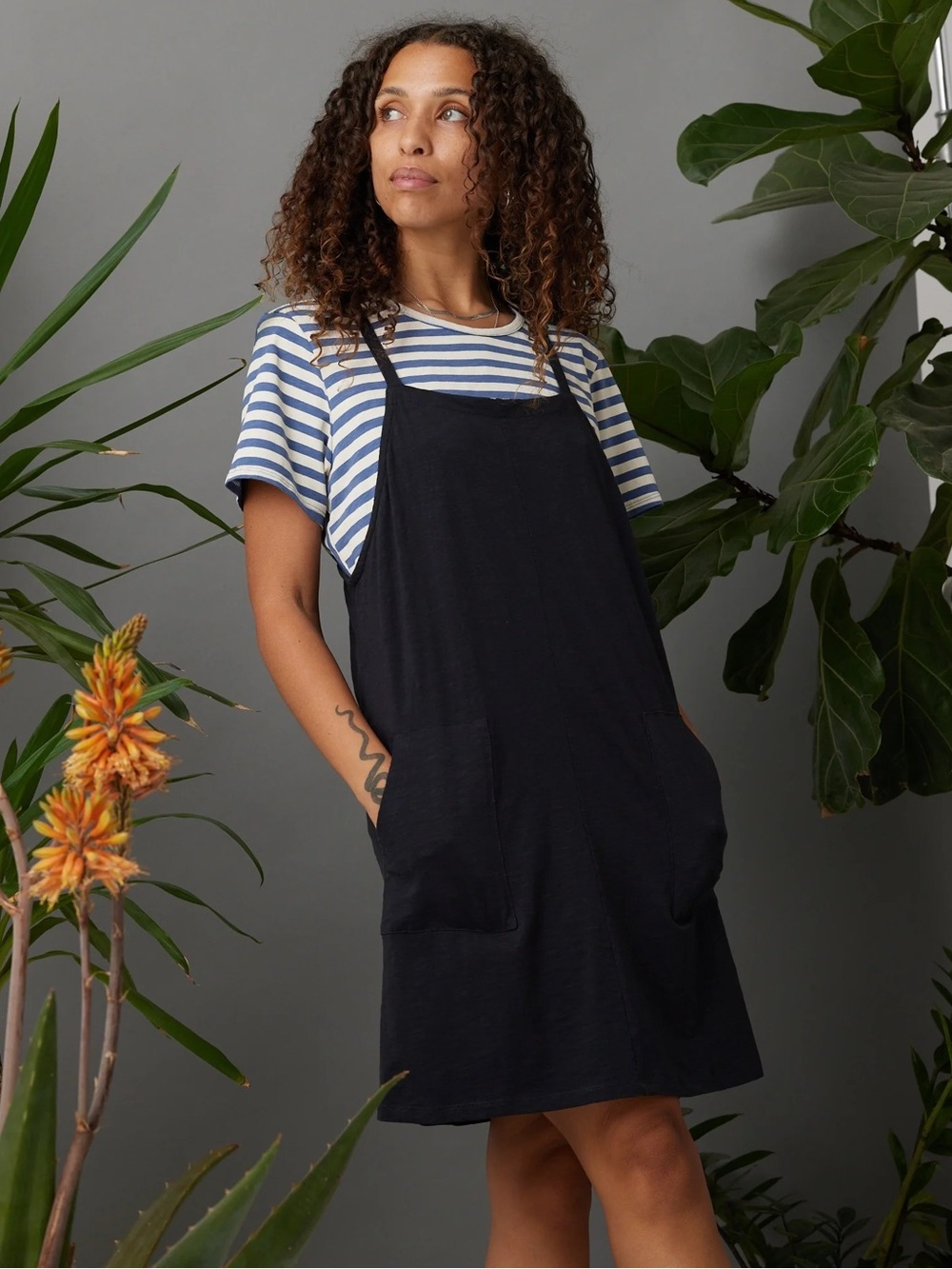 Known Supply Macy Tank Dress in Washed Black, Women’s size Small